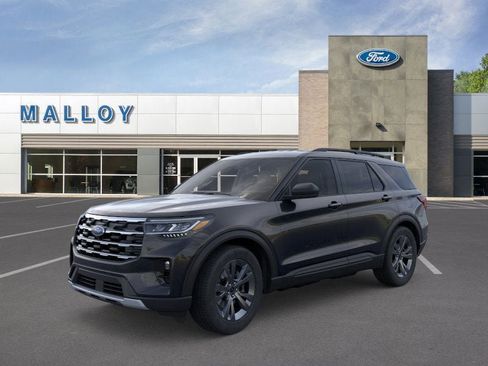 New 2026 Ford Explorer Active image 3