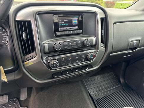 Used 2014 Chevrolet Silverado 1500 LT w/ LT Convenience Package RWD image 10