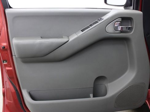 Used 2014 Nissan Frontier SV RWD image 14