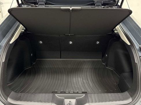 New 2026 Toyota Prius LE image 27