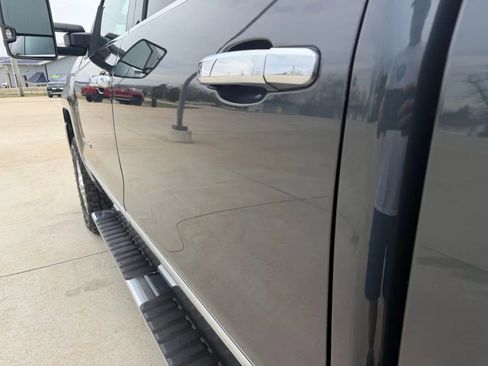 Used 2019 Chevrolet Silverado 2500 LTZ w/ Duramax Plus Package image 69