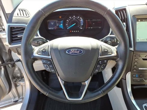 Used 2017 Ford Edge Titanium w/ Equipment Group 302A image 18