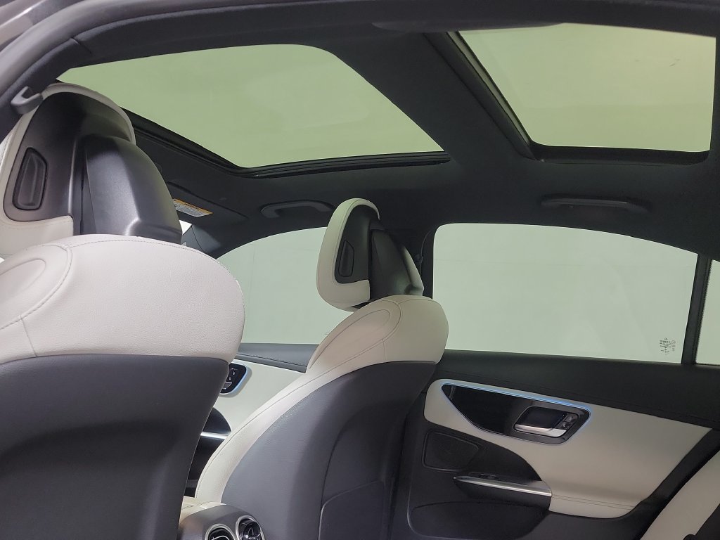 Used 2022 Mercedes-Benz C 300 Sedan image 24