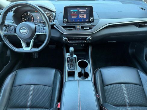 Used 2023 Nissan Altima 2.5 SR image 15
