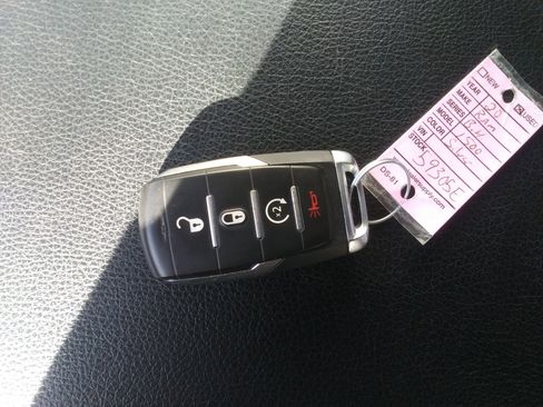 Used 2020 RAM 1500 Big Horn image 34