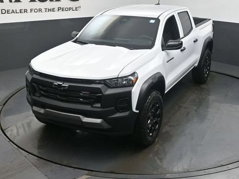 New 2026 Chevrolet Colorado Trail Boss AWD/4WD image 23