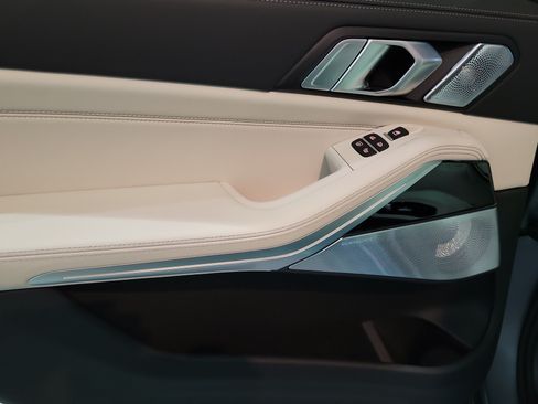 New 2027 BMW X7 M60i AWD/4WD image 17