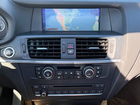 Used 2011 BMW X3 xDrive28i AWD/4WD image 8