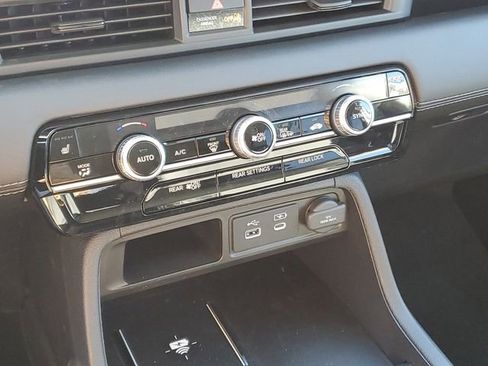 New 2025 Honda Pilot EX-L image 23