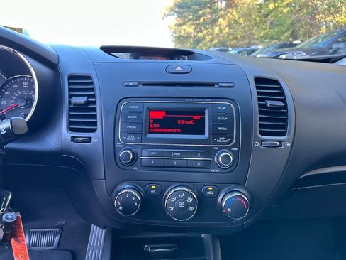 Used 2016 Kia Forte LX image 18