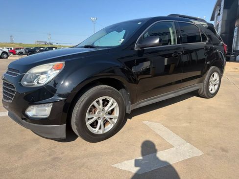 Used 2017 Chevrolet Equinox LT w/ Convenience Package FWD image 7