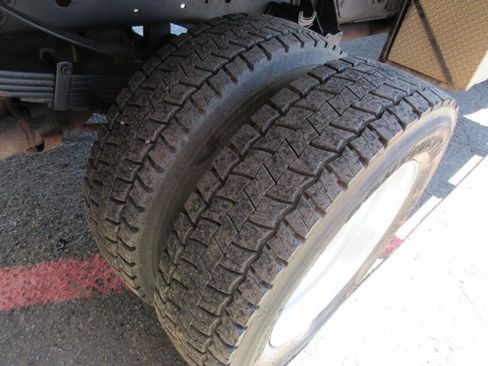 Used 2017 Ford F550 4x4 Regular Cab Super Duty image 26