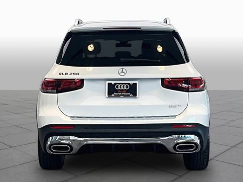 Used 2021 Mercedes-Benz GLB 250 image 5