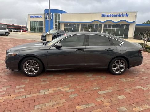Used 2024 Honda Accord EX image 3