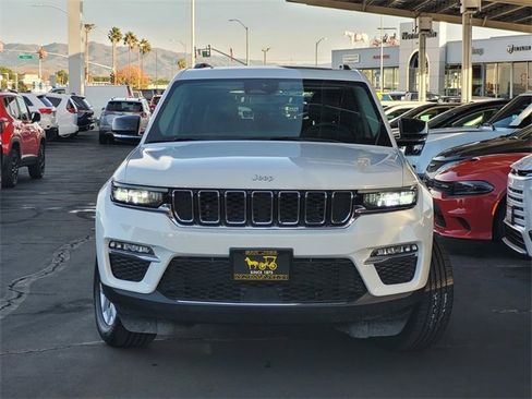 Certified 2024 Jeep Grand Cherokee Limited image 2