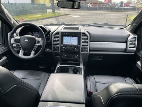 Used 2017 Ford F350 Lariat w/ Lariat Ultimate Package image 21