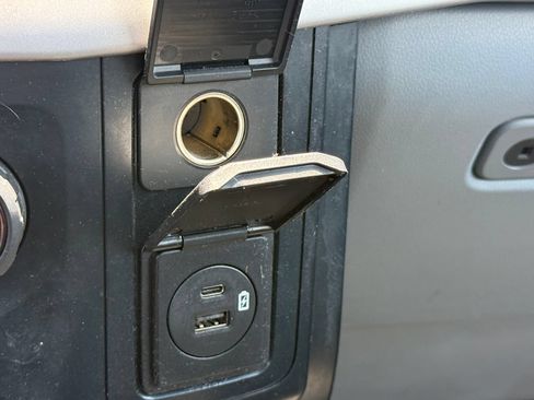 Used 2023 Ford F150 XL w/ XL Chrome Appearance Package RWD image 33