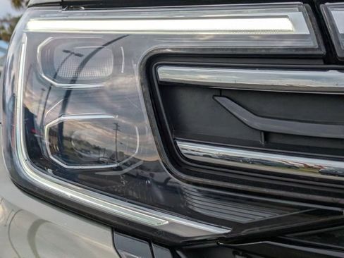 Certified 2025 Volkswagen Atlas Peak Edition SE image 10