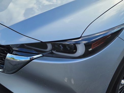 Used 2023 MAZDA CX-5 AWD 2.5 S w/ Premium Plus Pkg image 11