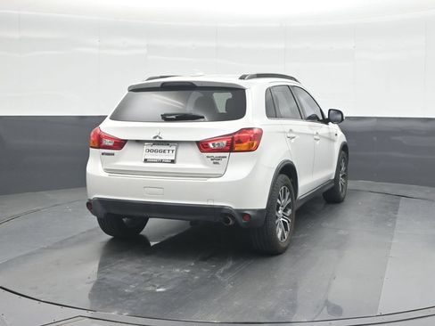 Used 2017 Mitsubishi Outlander Sport SEL FWD image 23