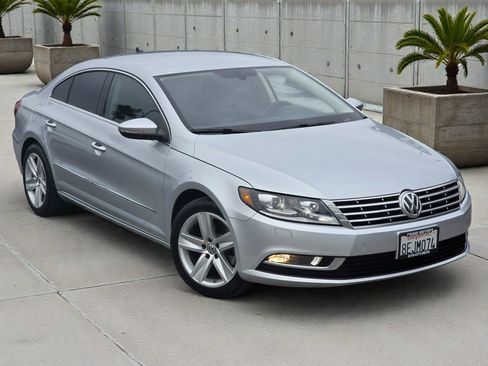 Used 2017 Volkswagen CC Sport image 2