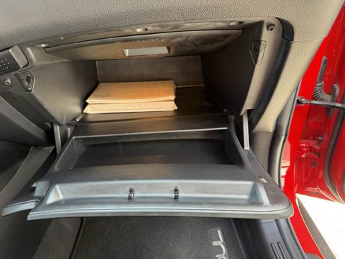 Used 2015 Kia Soul + image 37