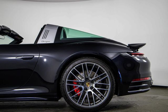 Used 2024 Porsche 911 Targa 4S AWD/4WD image 13