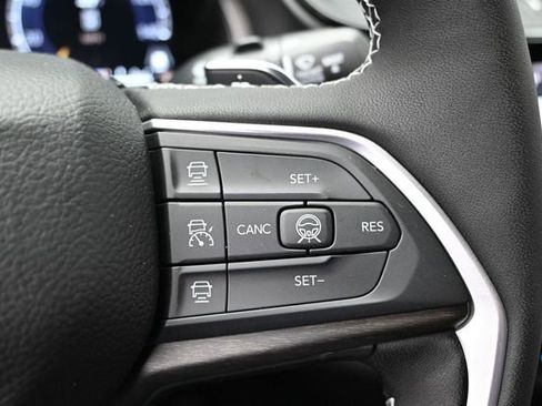 New 2026 Jeep Grand Cherokee L Limited AWD/4WD image 30