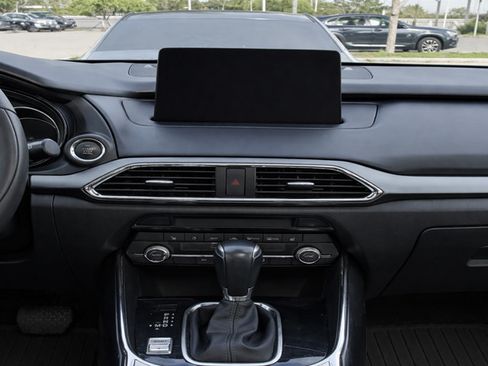 Used 2020 MAZDA CX-9 Touring w/ Touring Premium Package FWD image 11