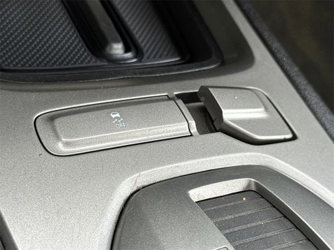 Used 2014 Chevrolet Camaro LT image 32