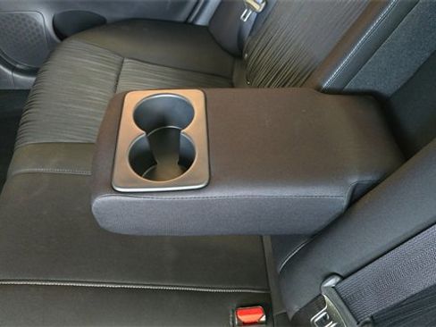 Used 2019 Nissan Sentra SV image 16