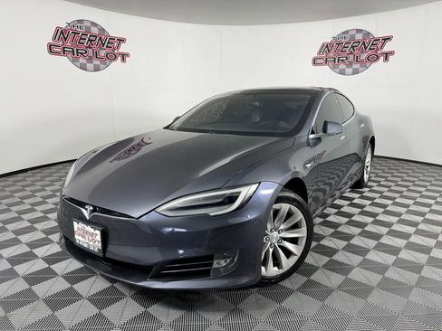 Used 2017 Tesla Model S 90D image 1