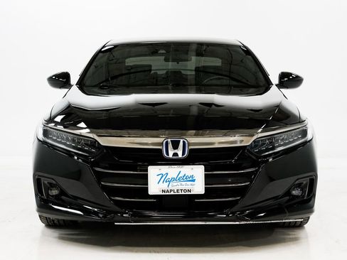 Used 2022 Honda Accord Sport image 4