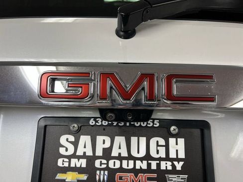 Certified 2021 GMC Acadia Denali w/ Denali Technology Package AWD/4WD image 32