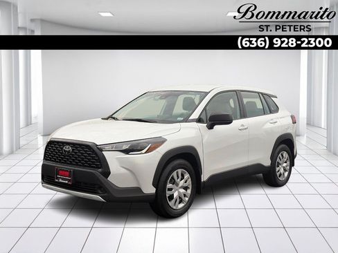 Used 2022 Toyota Corolla Cross L AWD/4WD image 1