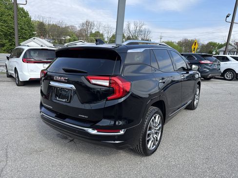 Used 2022 GMC Terrain Denali w/ LPO, Floor Liner Package AWD/4WD image 3