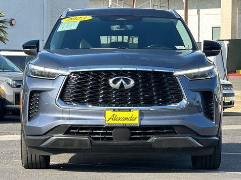 Used 2023 INFINITI QX60 Sensory w/ Cargo Package AWD/4WD image 9