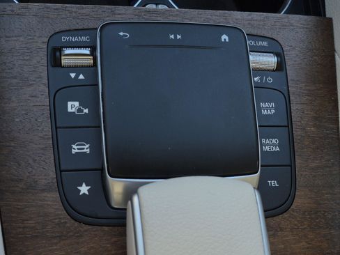 Used 2022 Mercedes-Benz GLE 350 image 22