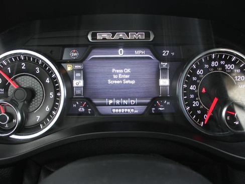 Used 2019 RAM 1500 Laramie w/ Sport Appearance Package image 24