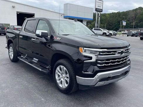 Certified 2025 Chevrolet Silverado 1500 LTZ AWD/4WD image 6