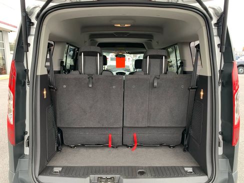 Used 2018 Ford Transit Connect XL image 32