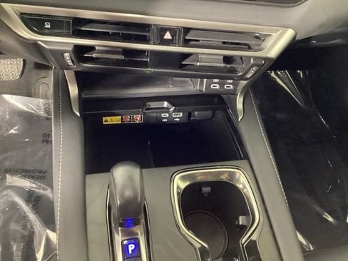 Used 2024 Lexus RX 350h w/ Convenience Package AWD/4WD image 24
