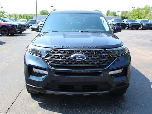 Used 2023 Ford Explorer XLT w/ Equipment Group 202A AWD/4WD image 10