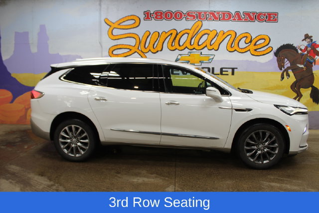 Used 2023 Buick Enclave Essence w/ Experience Buick Package AWD/4WD image 1