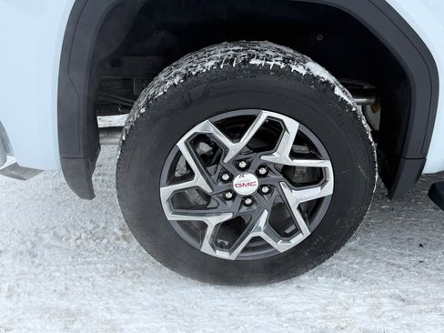 New 2026 GMC Sierra 1500 SLT w/ SLT Premium Package image 11