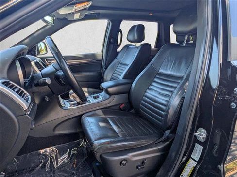 Used 2018 Jeep Grand Cherokee Limited AWD/4WD image 17