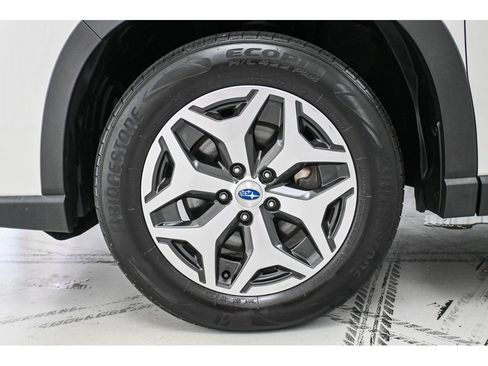 Used 2022 Subaru Forester Premium AWD/4WD image 24
