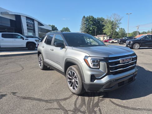 Used 2027 GMC Terrain Elevation w/ Elevation Premium Package AWD/4WD image 20