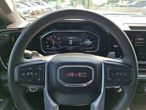 Used 2024 GMC Sierra 1500 Elevation w/ Elevation Premium Package AWD/4WD image 19