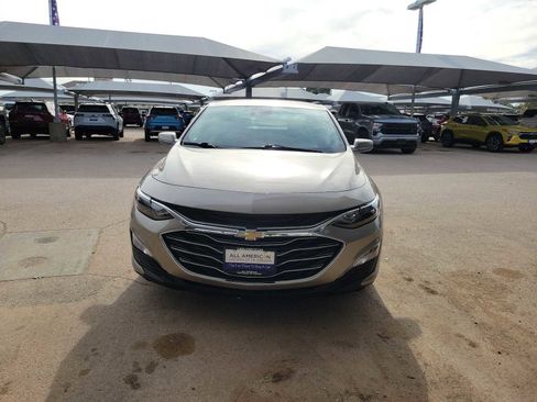 Used 2024 Chevrolet Malibu LT FWD image 3